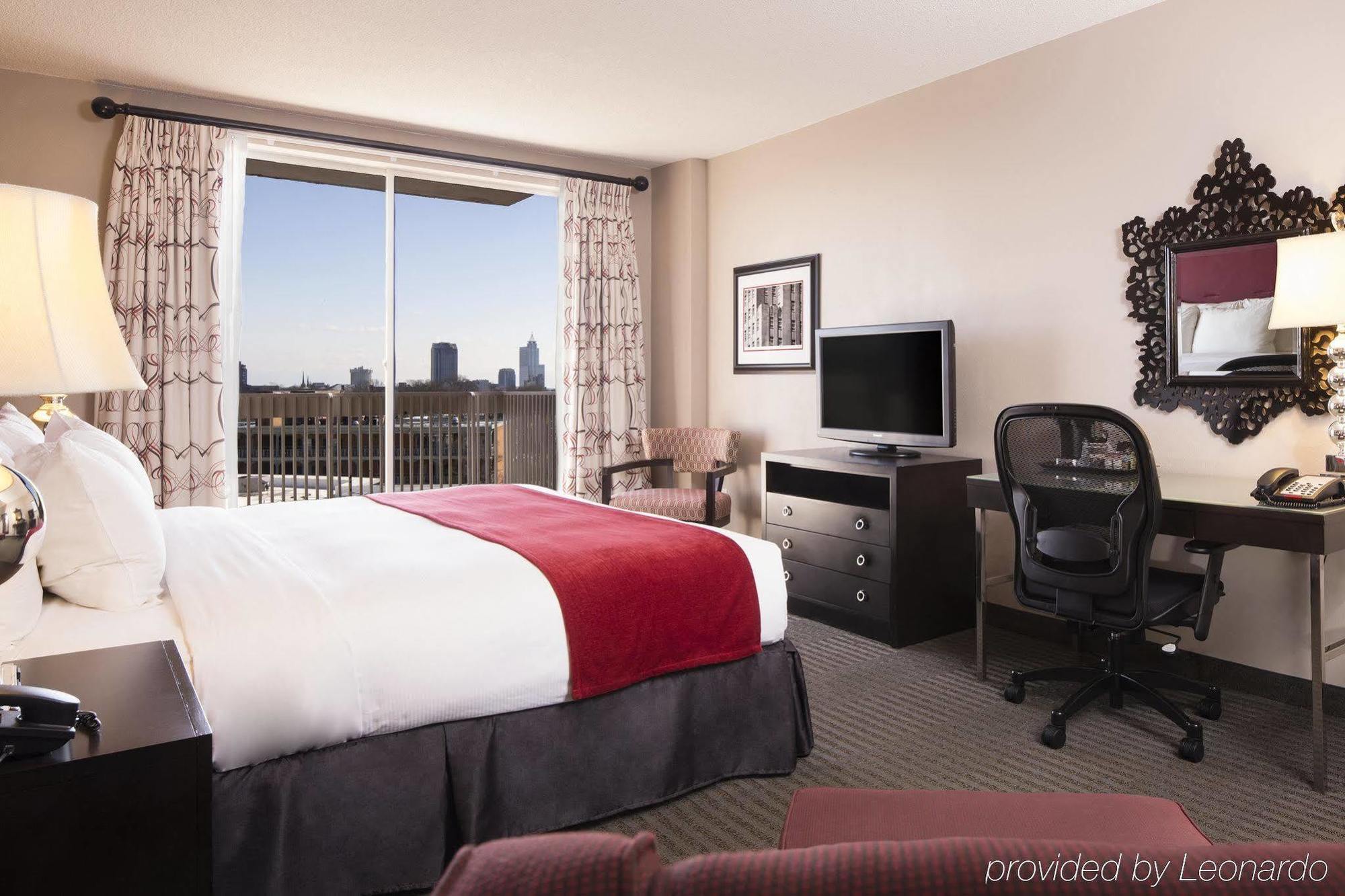 Doubletree By Hilton Hotel Raleigh - Brownstone - University エクステリア 写真