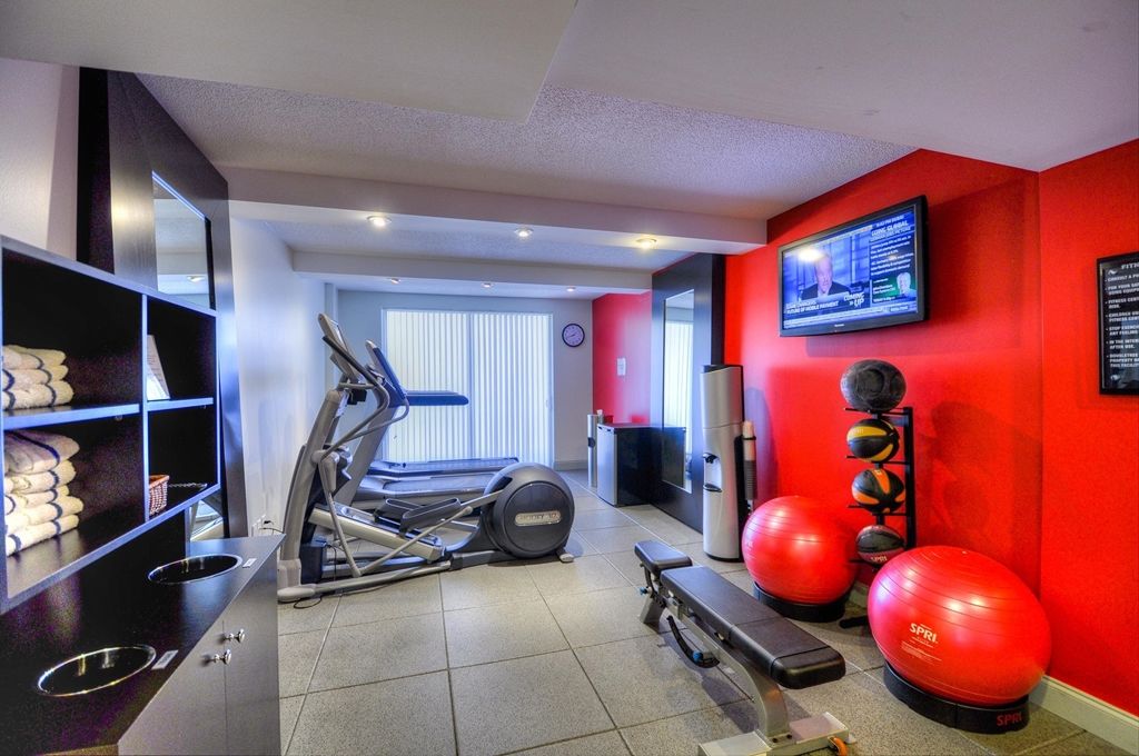 Doubletree By Hilton Hotel Raleigh - Brownstone - University 設備 写真