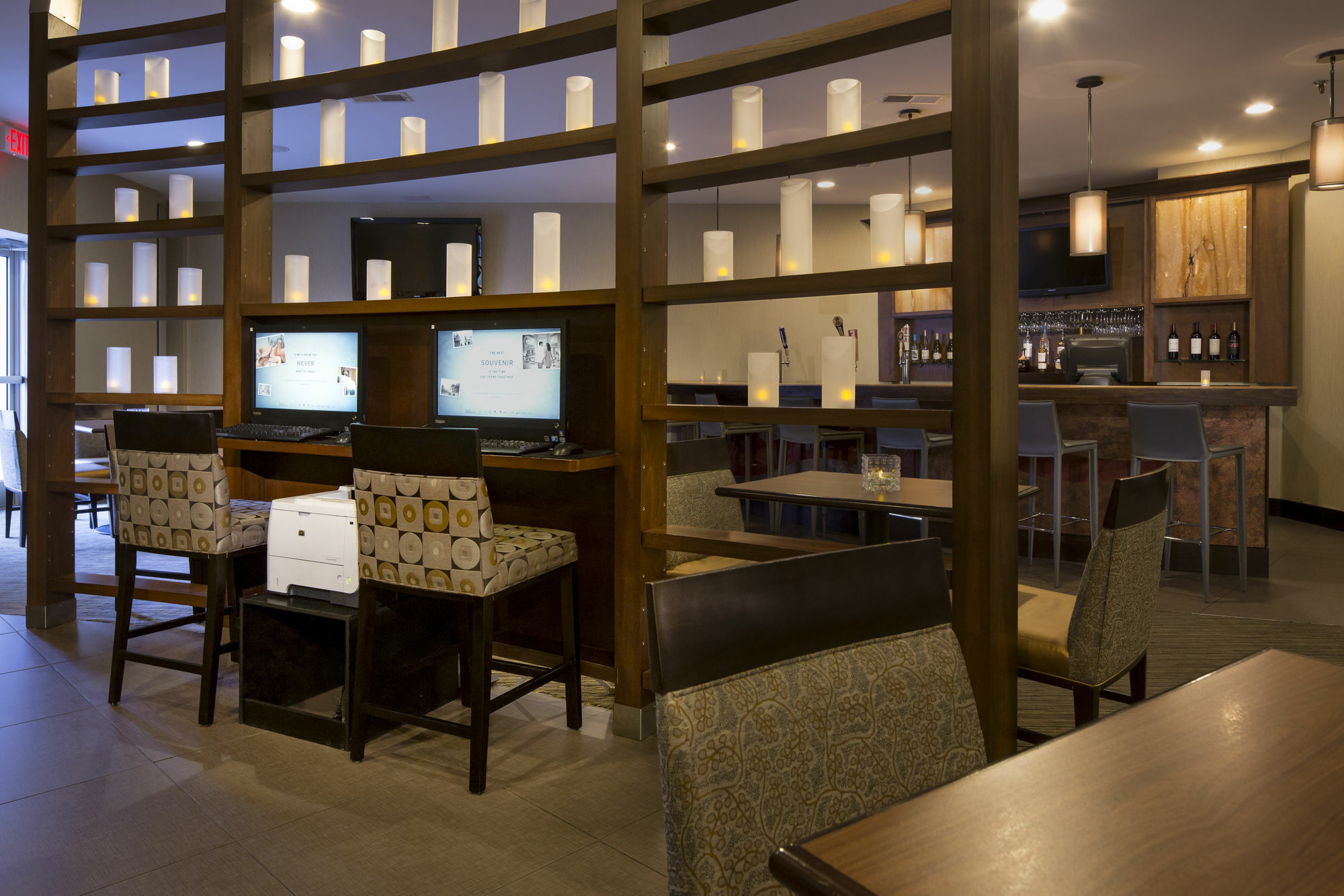 Doubletree By Hilton Hotel Raleigh - Brownstone - University エクステリア 写真