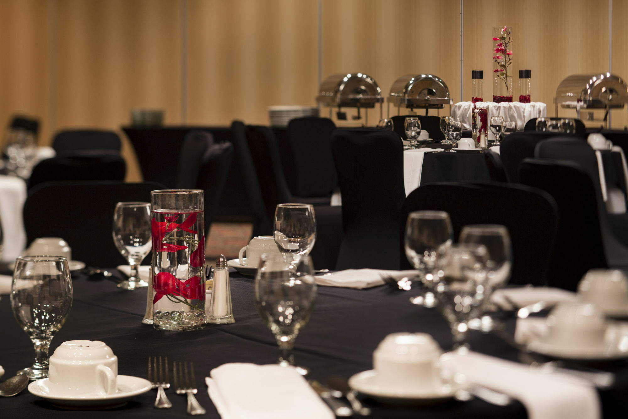 Doubletree By Hilton Hotel Raleigh - Brownstone - University エクステリア 写真